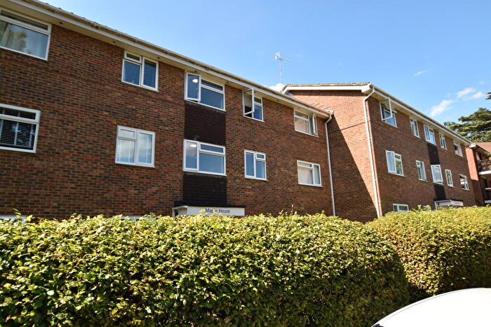 2 Bedroom Flat To Rent In Maple House, Oakfield Drive, Reigate, Surrey, RH2