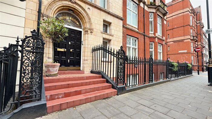 4 Bedroom Flat For Sale In Montagu Mansions, Westminster, London, W1U
