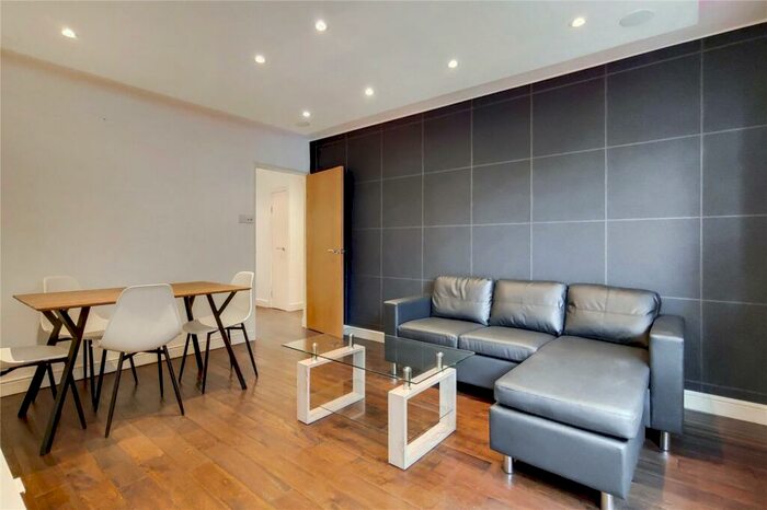 1 Bedroom Apartment To Rent In Lever Street, London, EC1V