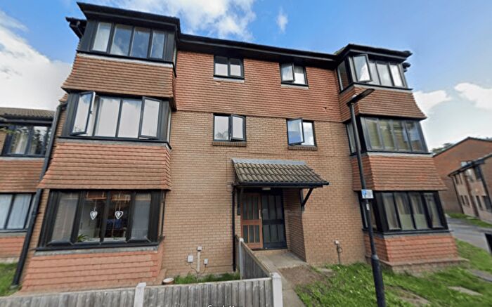 1 Bedroom Flat For Sale In Winchester Close, London, E6