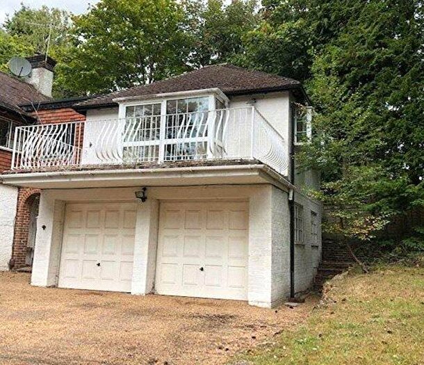 2 Bedroom Apartment To Rent In The Ridge, Brassey Road, Oxted, Surrey, RH8