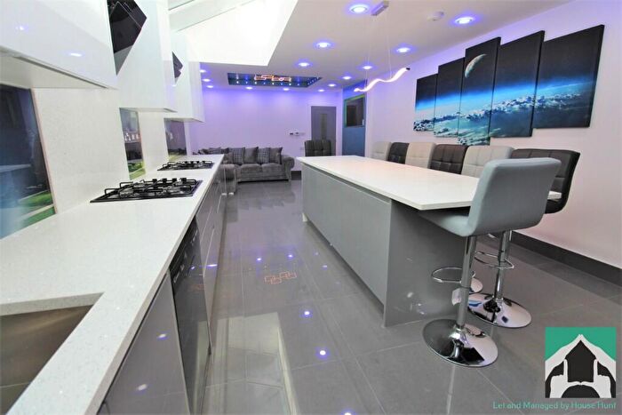 8 Bedroom Terraced House To Rent In Tiverton Road, Selly Oak, Birmingham, B29