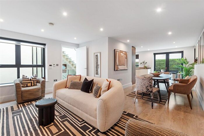 3 Bedroom Terraced House For Sale In Whittlebury Mews East, Primrose Hill, London, NW1