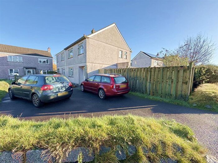 3 Bedroom Property For Sale In Pollards Close, Truro, TR4