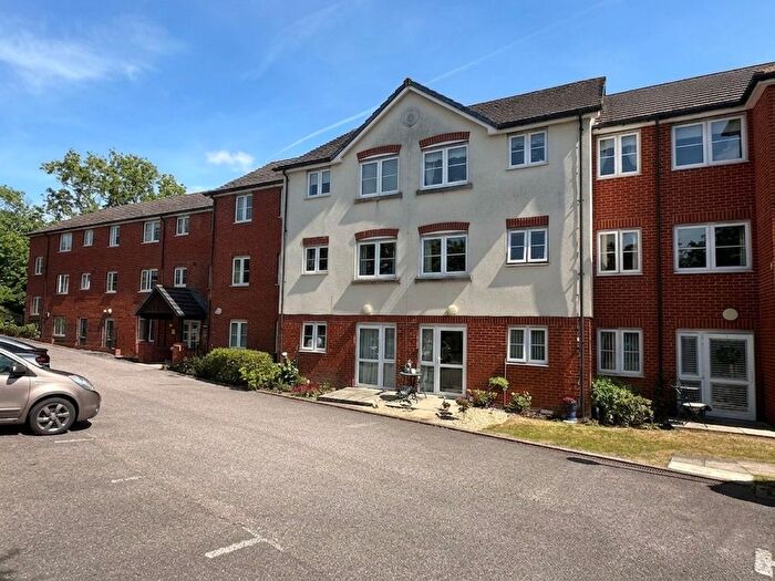 1 Bedroom Flat For Sale In Southend Road, Southwood Court Southend Road, CM11