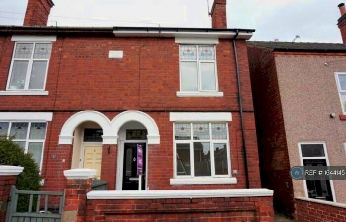 3 Bedroom End Of Terrace House To Rent In Main Road, Leabrooks, Alfreton, DE55
