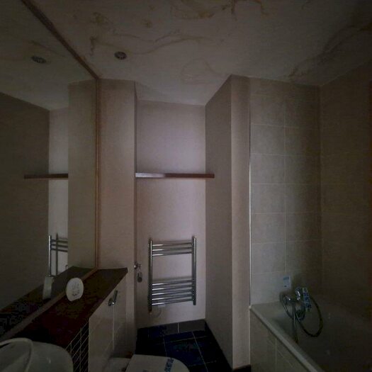 2 Bedroom Apartment For Sale In Apartment Beetham Plaza, The Strand, Liverpool, Merseyside, L2