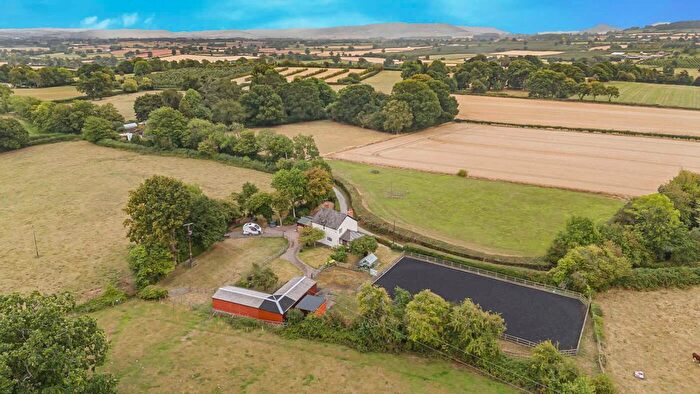 3 Bedroom Equestrian For Sale In Sunnyside, Dilwyn, Hereford, HR4