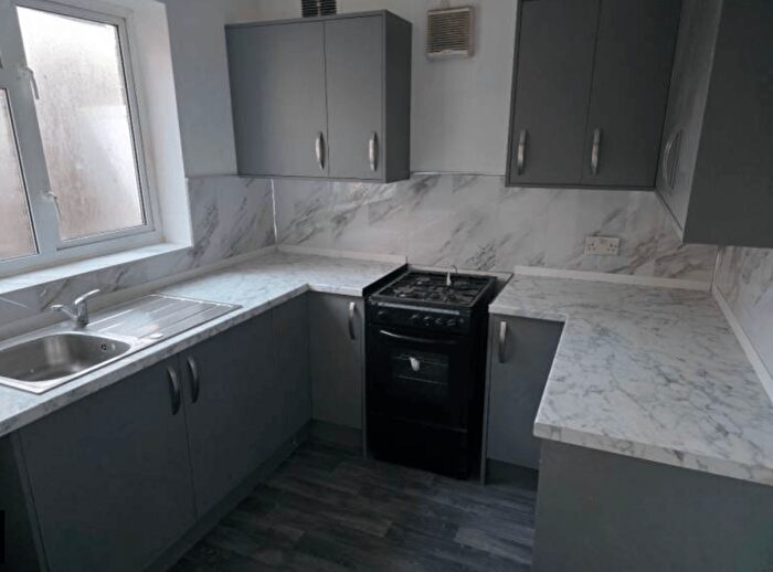 2 Bedroom Terraced House To Rent In Valley Road, Dudley, DY9