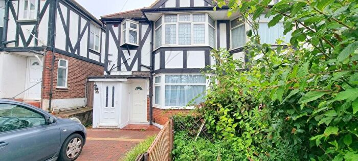 1 Bedroom Maisonette To Rent In Beresford Avenue, Wembley, HA0
