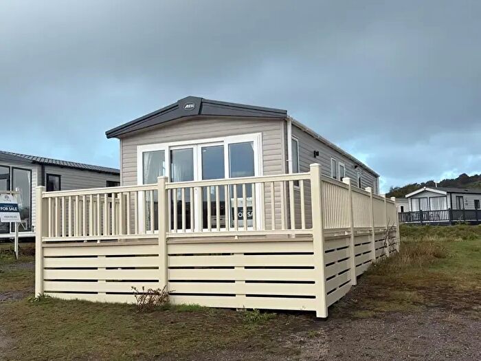 3 Bedroom Park Home For Sale In Gwbert, Cardigan, SA43