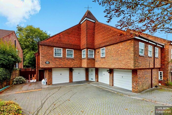 4 Bedroom Mews To Rent In Byron Hill Road, Harrow-On-The-Hill, Harrow HA2