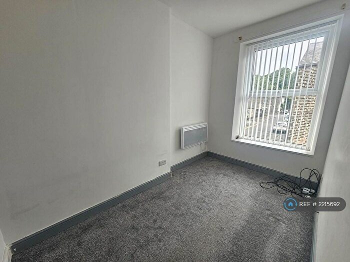 1 Bedroom Flat To Rent In Schofield Street, Waterfoot, Rossendale, BB4
