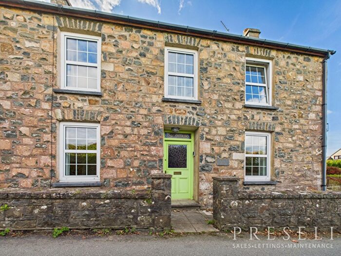 4 Bedroom Detached House To Rent In Bentinck House, Bentinck Street, Newport, Pembrokeshire, SA42