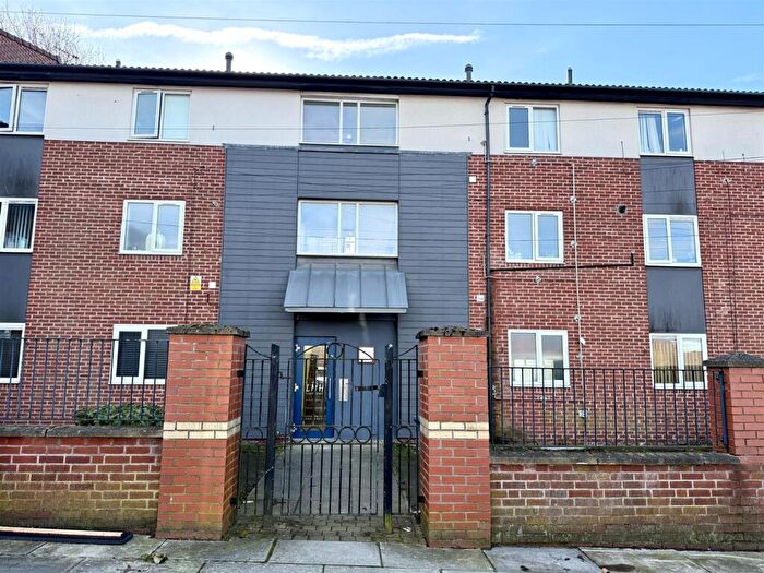 1 Bedroom Flat For Sale In Rock Grove, Liverpool, L13