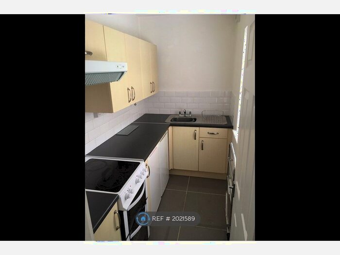 1 Bedroom Flat To Rent In Polsham Park, Paignton, TQ3