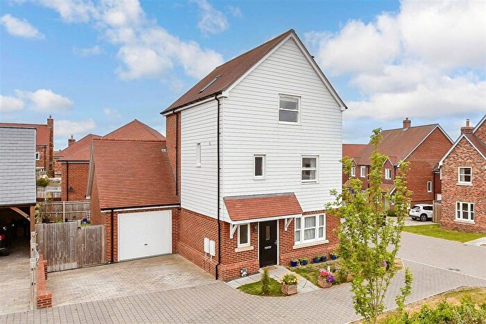 4 Bedroom Detached House For Sale In Birch Road, Littlebourne, Canterbury, Kent, CT3