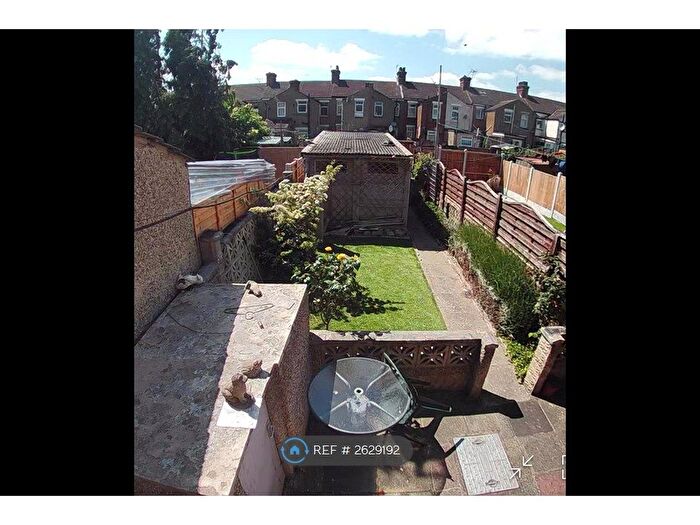 2 Bedroom Terraced House To Rent In Belmont Road, Grays, RM17
