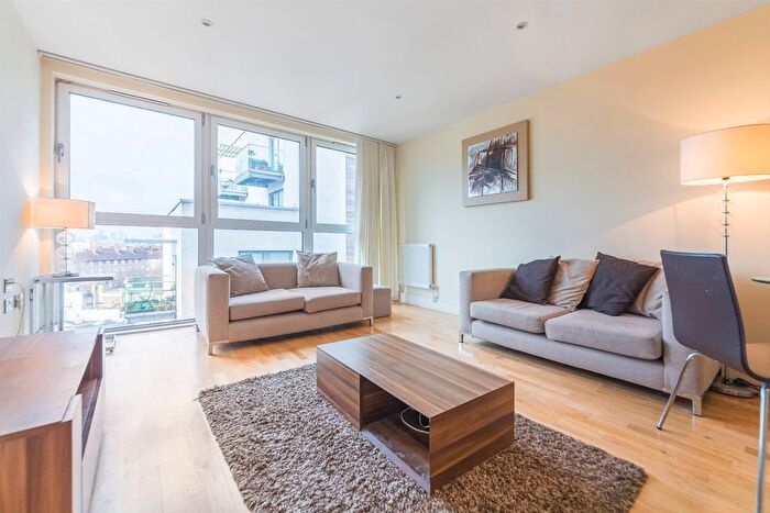 1 Bedroom Flat For Sale In Paxton Point, Greenwich High Road, London, SE10
