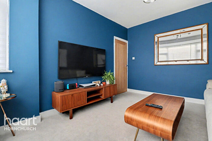 3 Bedroom Terraced House For Sale In Shirley Gardens, Hornchurch, RM12