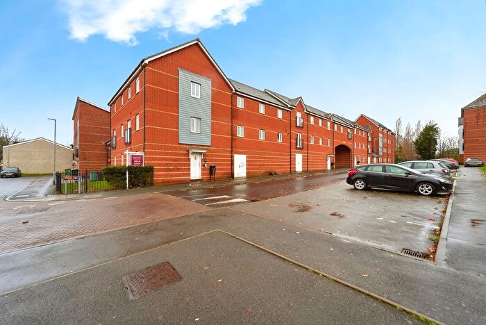 2 Bedroom Flat For Sale In Merton Way, Walsall, West Midlands, WS2