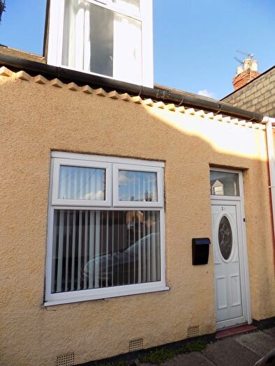 2 Bedroom Cottage To Rent In Londonderry Street, Silksworth, Sunderland, SR3