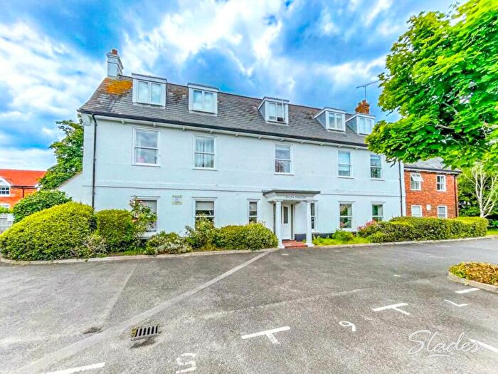 1 Bedroom Apartment To Rent In Avon Manor, Purewell, Christchurch, BH23