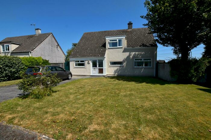 4 Bedroom Detached Bungalow For Sale In Crickmarren Close, Pembroke, SA71