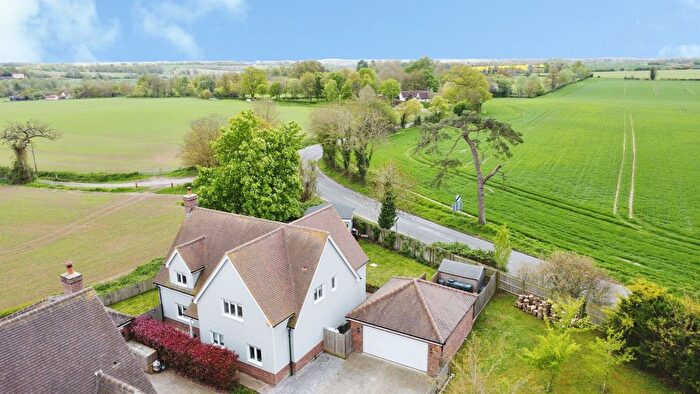 4 Bedroom Detached House For Sale In White Court, Shalford, Braintree, CM7