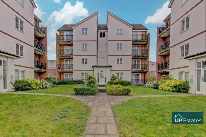 2 Bedroom Flat To Rent In Poppleton Close, Earlsdon, Coventry, CV1
