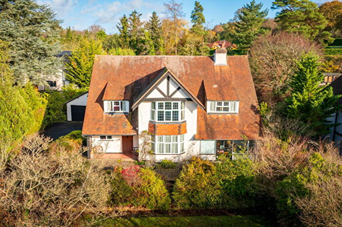 5 Bedroom Detached House For Sale In Clifford Manor Road, Guildford, GU4