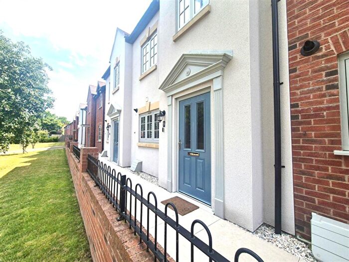 3 Bedroom Terraced House To Rent In Bellamy Close, Belbroughton, Worcestershire, DY9