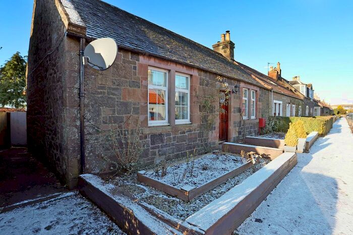 2 Bedroom Semi-Detached Bungalow For Sale In Main Street, Dunshalt, Cupar, KY14