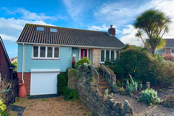 4 Bedroom Detached House For Sale In Cauldron Crescent, Swanage, BH19