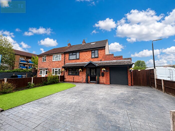 3 Bedroom Semi Detached House For Sale In Lydney Road, Flixton, M41