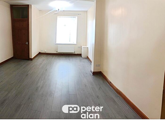 2 Bedroom House To Rent In Penfilia Road, Brynhyfryd, Swansea, SA5