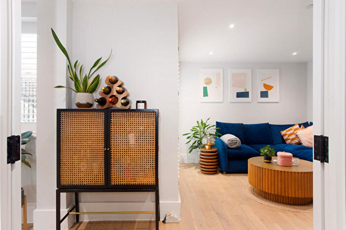 3 Bedroom Terraced House For Sale In Brandram Road, London, SE13
