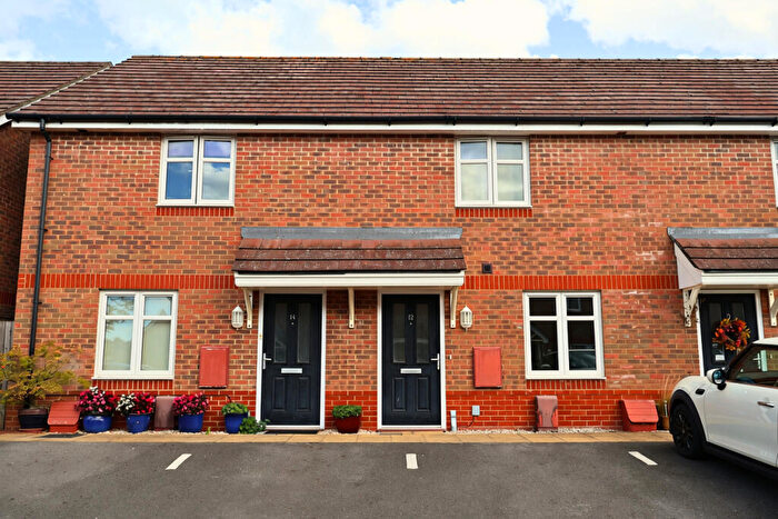 2 Bedroom House For Sale In Teglease Gardens, PO8