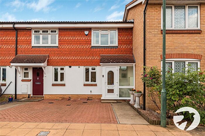 2 Bedroom Terraced House For Sale In Midwinter Close, South Welling, Kent, DA16
