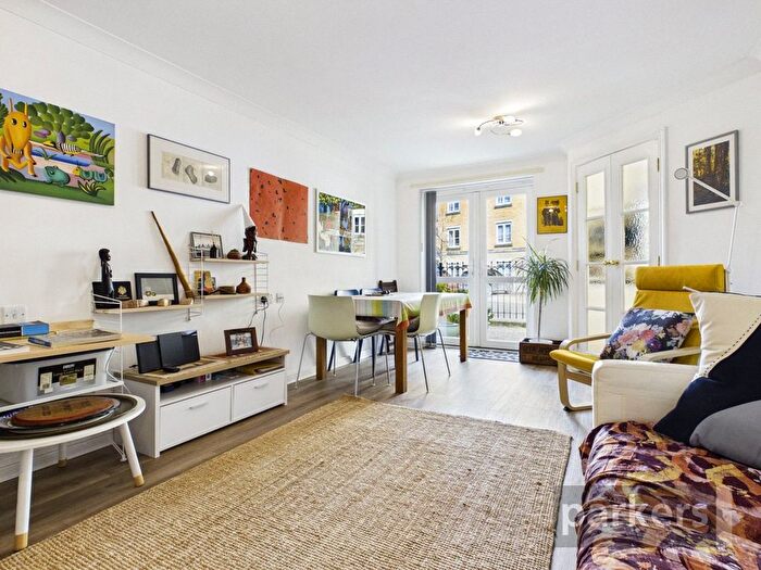 1 Bedroom Flat For Sale In Priory Mill Lane, Witney, Oxfordshire, OX28