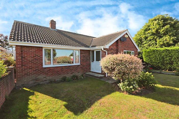 3 Bedroom Detached Bungalow For Sale In Crabtree Drive, Great Houghton, Barnsley, S72