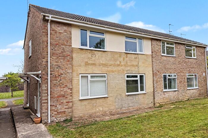 2 Bedroom Flat For Sale In Wool, BH20