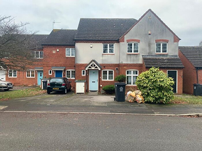 2 Bedroom Town House To Rent In Harrowden Rise, Leicester, LE5