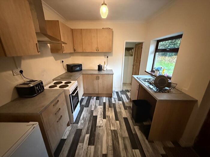 2 Bedroom Terraced House To Rent In Giants Grave Road, Neath, SA11