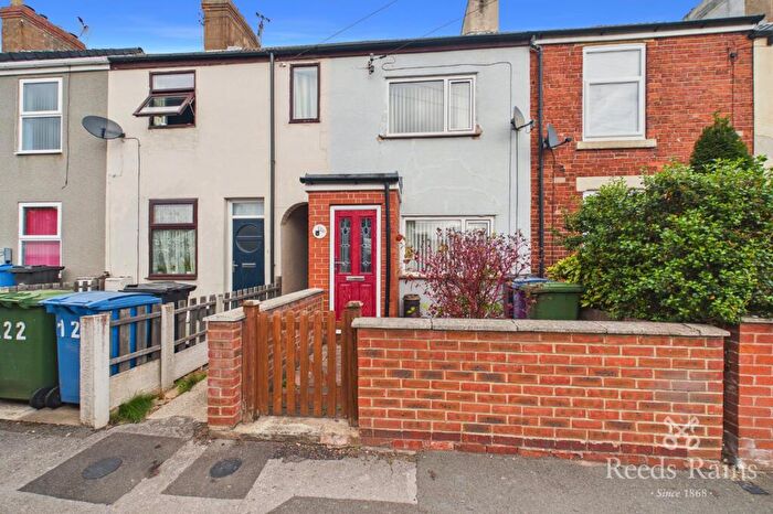 2 Bedroom Terraced House For Sale In Sandy Lane, Worksop, Nottinghamshire, S80