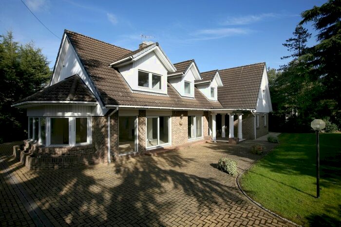 5 Bedroom Detached House To Rent In Coombe Wood Road, Kingston Upon Thames, KT2