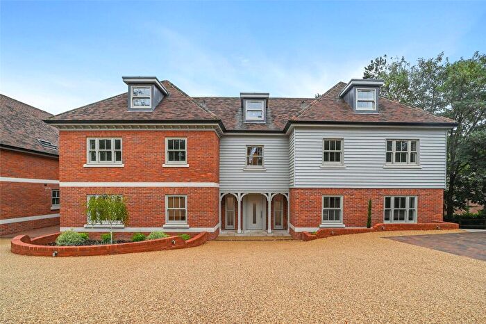 2 Bedroom Apartment For Sale In High Lane, Stansted, Essex, CM24