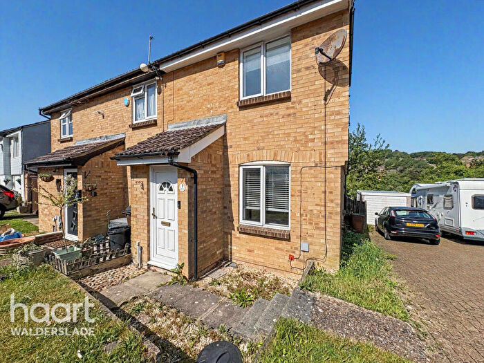 2 Bedroom End Of Terrace House To Rent In Winchelsea Road, Chatham, ME5