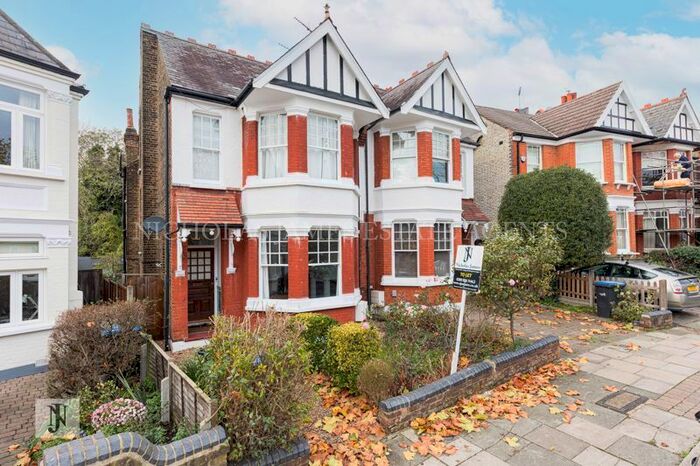 1 Bedroom Flat To Rent In Conway Road, Southgate, London, N14