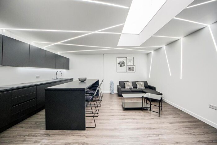 4 Bedroom Terraced House To Rent In Botoner Road, Coventry, CV1